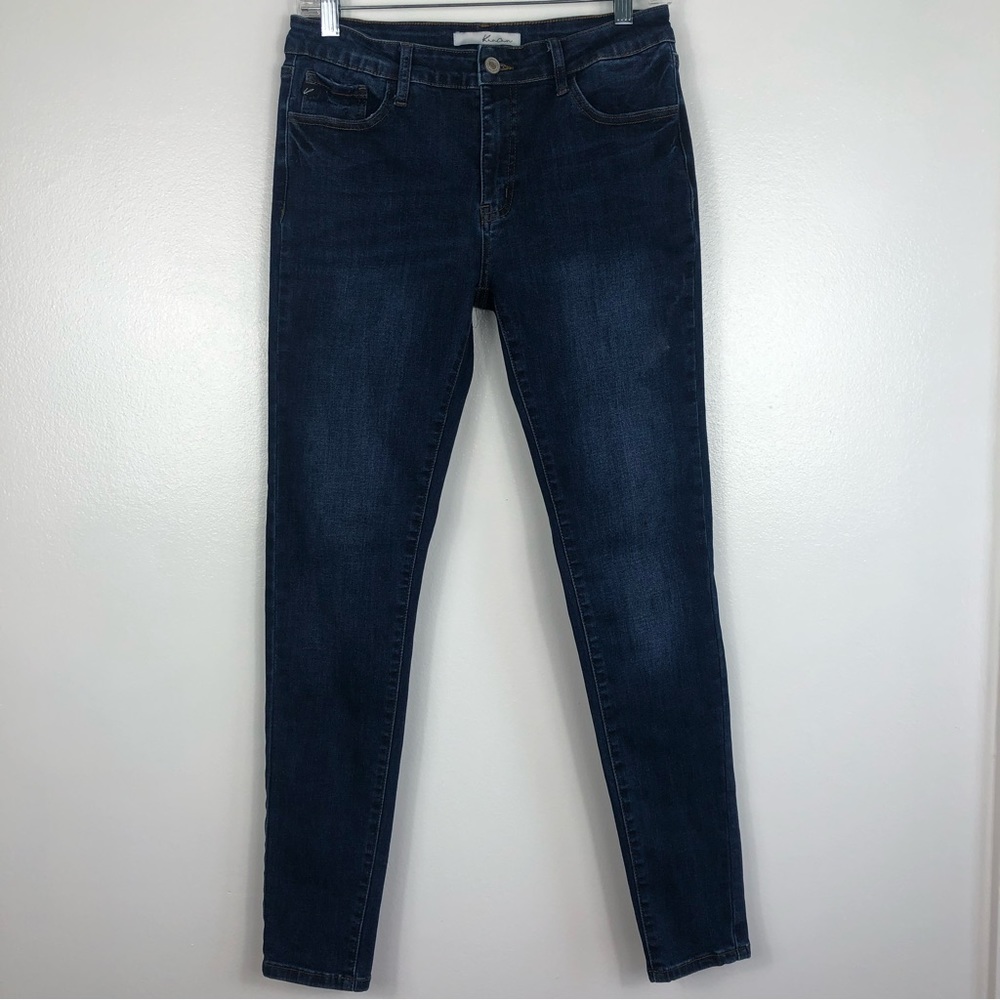 KanCan Jeans Dark Wash Straight Leg Size 9